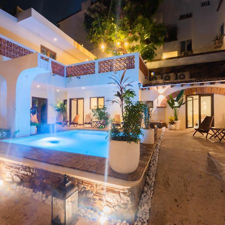 Casa Victoria Malecon - Adults Only Hotel Puerto Vallarta Exterior foto