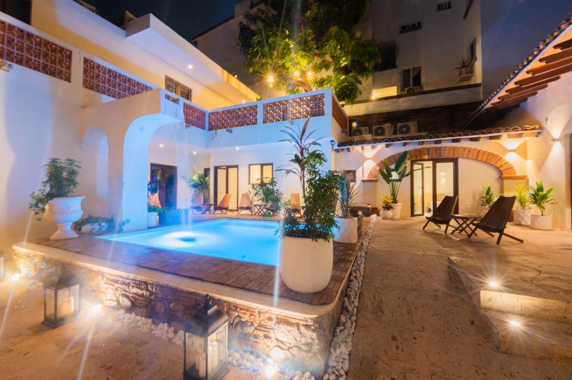 Casa Victoria Malecon - Adults Only Hotel Puerto Vallarta Exterior foto