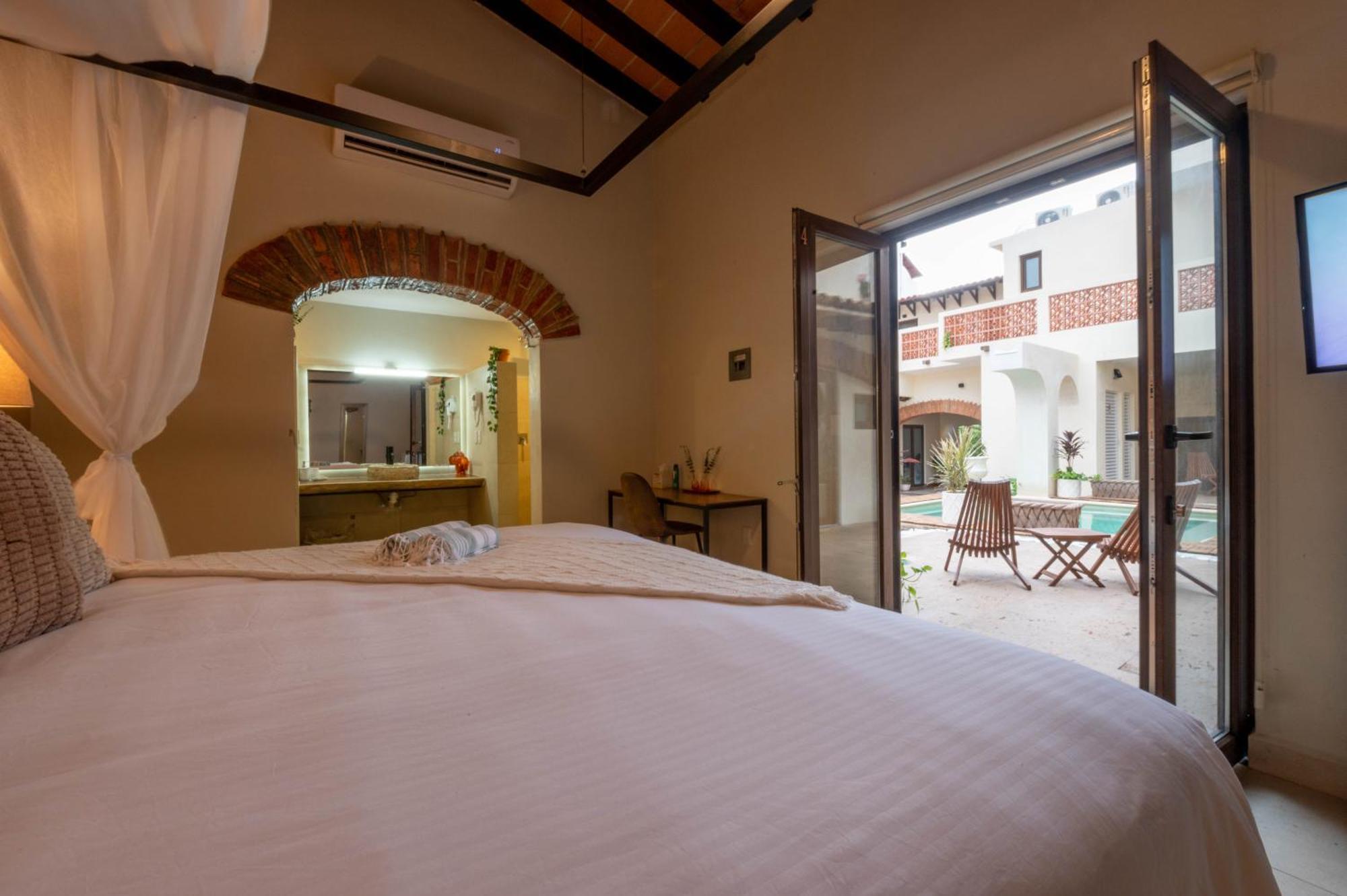Casa Victoria Malecon - Adults Only Hotel Puerto Vallarta Exterior foto